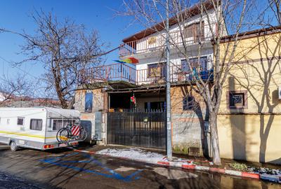 Casă individuală cu 7 camere în Central