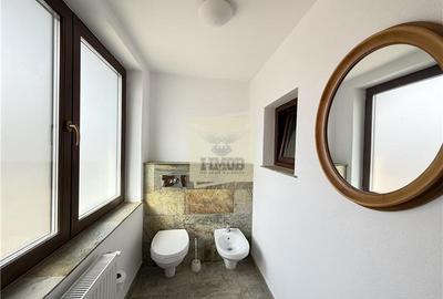 Casa ultracentrala complet renovata 6 camere 3 bai Cisnadioara - 31