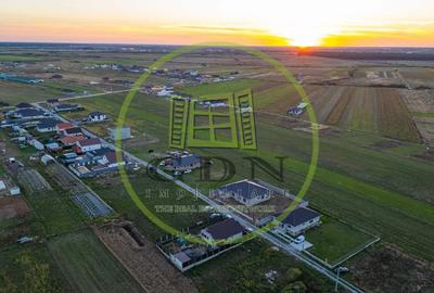 Teren intravilan de vanzare in Cihei, 511 mp,  cu front stradal de 17 ml - 1