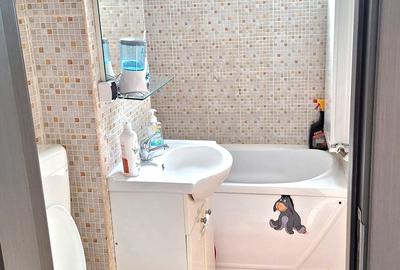 Apartament 3 camere 50mp +garaj mobilat utilat  52.000eur neg - 10
