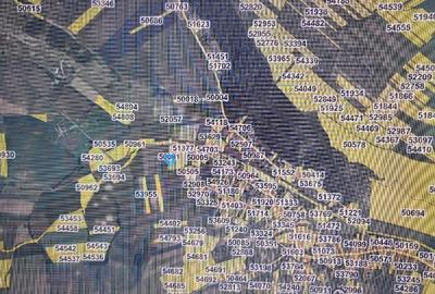 Vand in Berghia teren  de 2100 mp. - 3