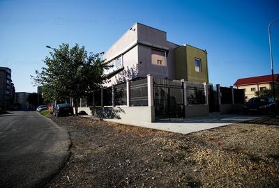 Casa de Inchiriat P+1, ideal firma/birouri - 1