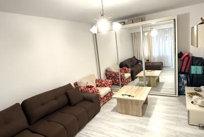 Apartament cu 2 camere decomandat, mobilat în Vitan