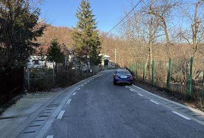 Casa demolabila  și teren 800mp cu toate utilitățile deschidere 26,5mp - 28