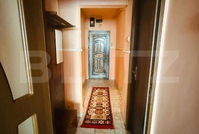 Apartament 4 camere Tractorul/ 2 bai/ 2 spatii de depozitare/etaj intermediar - 15