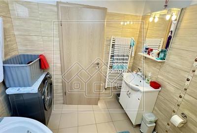 Apartament de vanzare in Sibiu - 3 camere, balcon, parcare - zona buna - 11