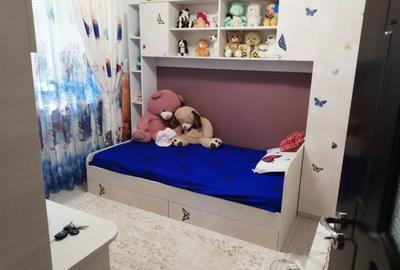 Apartament 3 camere etajul 3 Piatra Neamț - 2