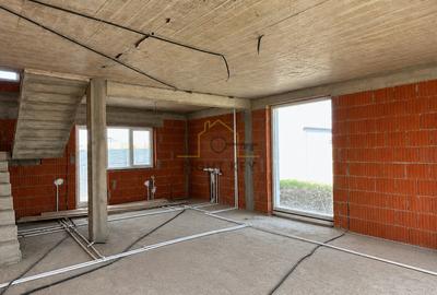Casa P+1, 4 cam, 350mp teren, toate utilitatile, la rosu! Comision 0% - 7