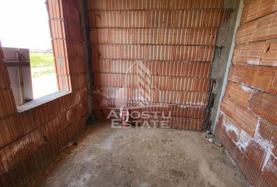 Jumatate de duplex la cheie,4 camere,constructie 2024 Mosnita Noua - 10