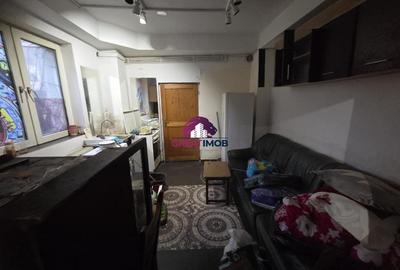 Apartament cu 2 camere decomandat, mobilat în Obor