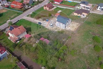 Teren cu autorizatie de constructie la intrare in Chinteni, Comision 0 - 9
