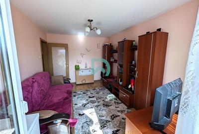 Apartament cu 3 camere decomandat în Bartolomeu