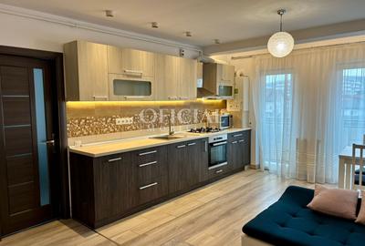 Apartament cu 2 camere semidecomandat, mobilat în Florești