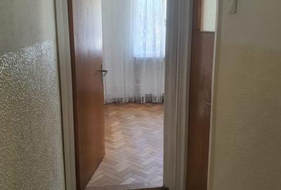Va oferim spre vanzare aprtament 3 camere et1, zona centrala Predeal - 9