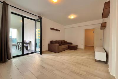 Apartament cu 2 camere decomandat, mobilat în Tractorul