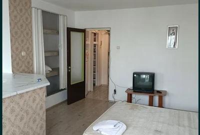 Muncii - Campia Libertatii ,  Bloc mixt- garsoniera - 1