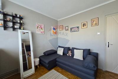 Apartament 2 camere, etaj intermediar, zona , comision 0% - 16