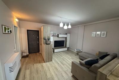 Apartament cu 2 camere semidecomandat, mobilat în Florești