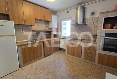 Apartament cu 3 camere 2 bai si balcon de vanzare in Terezian Sibiu - 5