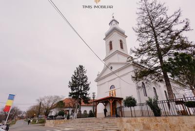 Teren Ianova 1200 mp, vatra satului | asfalt, utilitati | Comision 0% - 14