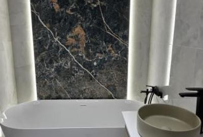 Apartament cu 2 camere semidecomandat, mobilat în Florești