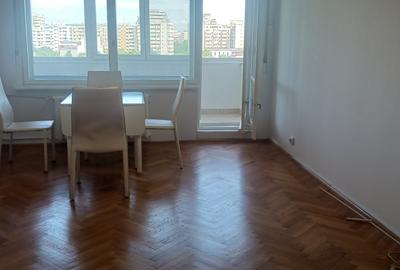 Apartament 4 camere de inchiriat in Vatra Luminoasa - 1