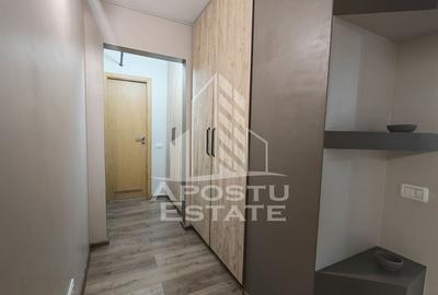Apartament de vanzare, 4 camere, 2 bai, etajul 1, centrala proprie, Lipovei - 12