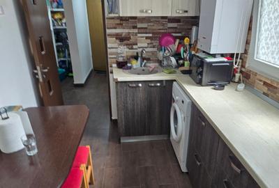 Berceni/Giurgiului/Ap Două camere decomandat, Centrala termica,renovat,totul nou - 16