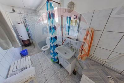 Casă / Vilă cu 4 camere de vânzare, teren generos! - 6