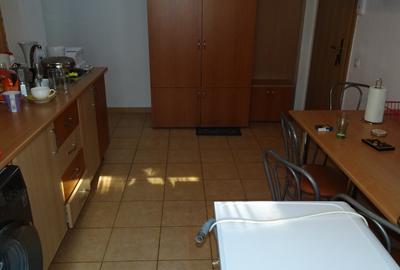 Inchiriez apartament cu 2 camere decomandat in Deva, zona M. Averescu, etaj 1, - 3