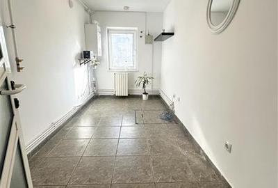 Spatiu Comercial cu Expunere Stradala - Soveja Tomis 3 - 5