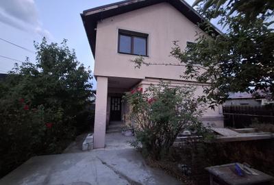Casă individuală cu 3 camere în Chitila