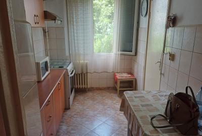 Brancoveanu -Aleea Tebea -3 camere - 2