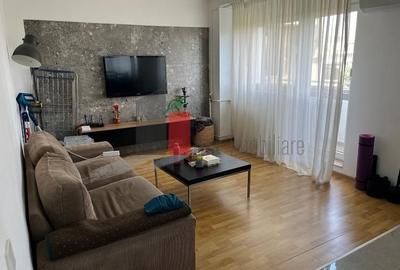Apartament cu 3 camere decomandat, mobilat în Unirii