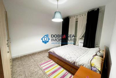 Ultracentral, 2 camere, mobilat-utilat, centrala termica, vedere spre Dunare - 3