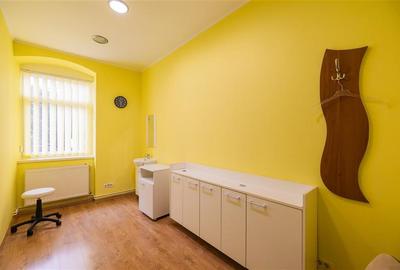 Casa pretabila: rezidential/ comercial/ servicii  Central, Fagaras - 12
