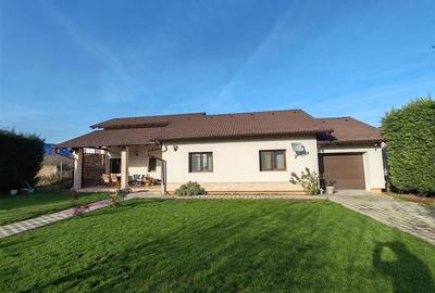 Casa stil mediteranean 3 camere 2 bai curte 790mp zona Cetate - 1