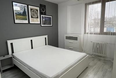 Apartament cu 3 camere decomandat, mobilat în Drumul Taberei