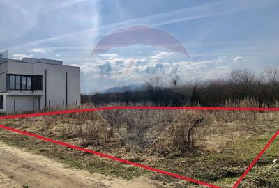 Comision 0% | Teren Intravilan Sanpetru | Strada Gutuiului | 500 mp | - 1