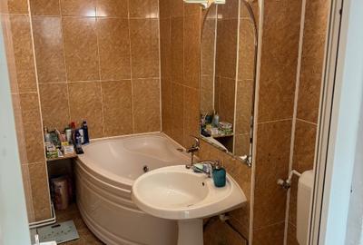 PROPRIETAR - De vânzare Apartament 3 camere, 2 băi, 2 balcoane, zona Hacienda - 8