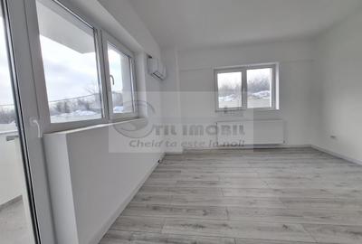 Apartament cu 3 camere decomandat în Galata