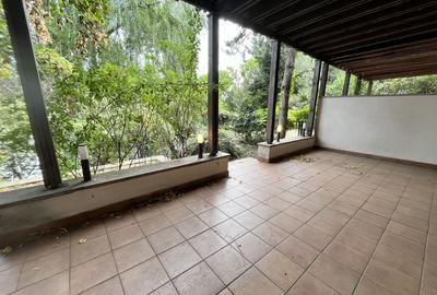 VILA CU 5 CAMERE LA INCHIRIERE PE MALUL LACULUI STRAULESTI - 19