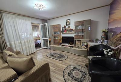 Apartament cu 2 camere decomandat, mobilat în Berceni