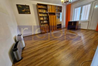 VANZARE 3 CAMERE ZONA DRISTOR - 1