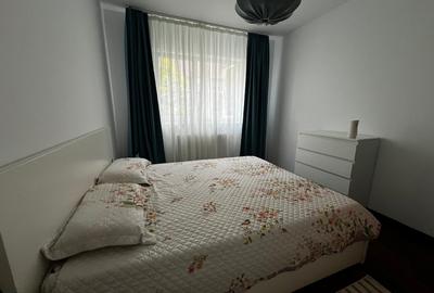 Apartament cu 2 camere semidecomandat, mobilat în Central