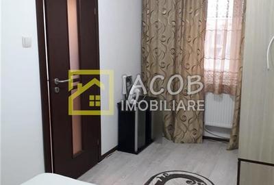 Apartament cu 3 camere, zona Milcov, Bacau - 8