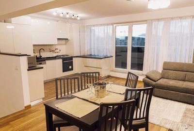Apartament cu 3 camere decomandat, mobilat în Tractorul