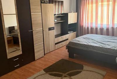 Apartament 2 camere decomandat, cartier Plopilor - 2