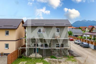 Casa singur in curte, la rosu, Izvor, Comision 0% - 3