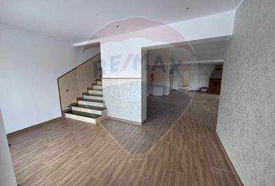 Casa  si  teren zona Balaurul - 7